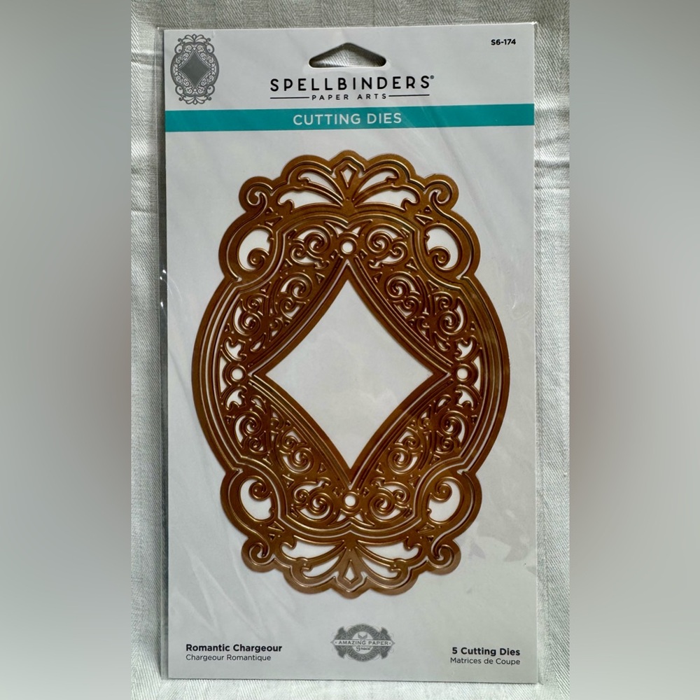 Spellbinders Romantic Chargeour Cutting Dies